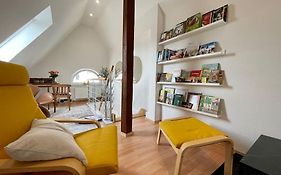 Modernes, Familienfreundliches Apartment In Luebeck